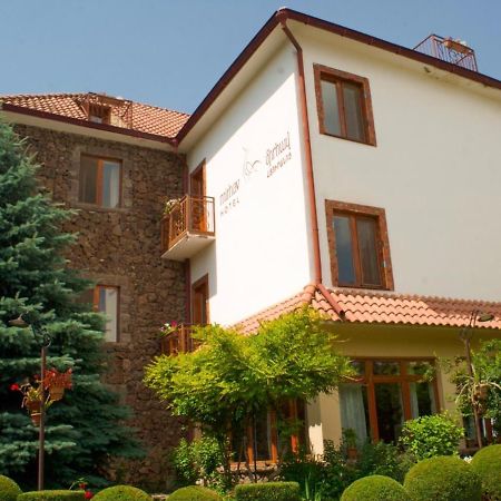 Hotel Mirhav Goris Ngoại thất bức ảnh