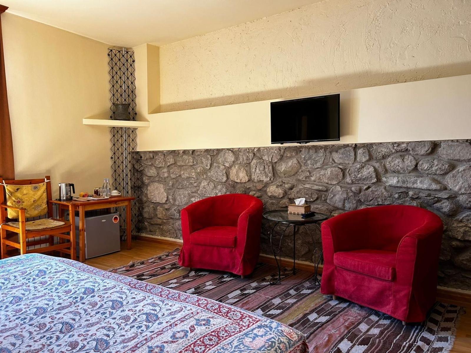 Hotel Mirhav Goris Ngoại thất bức ảnh
