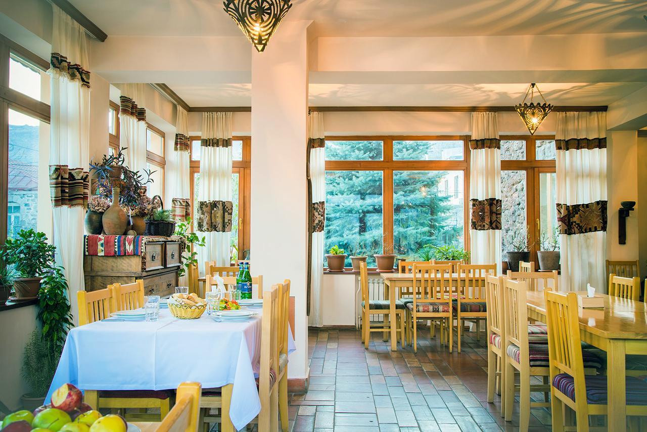 Hotel Mirhav Goris Ngoại thất bức ảnh