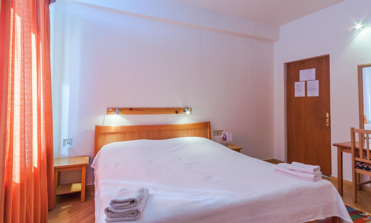Hotel Mirhav Goris Ngoại thất bức ảnh